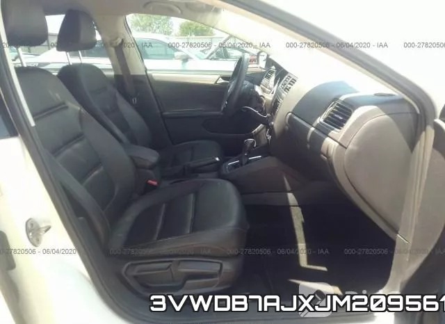 3VWDB7AJXJM209561 фото 6