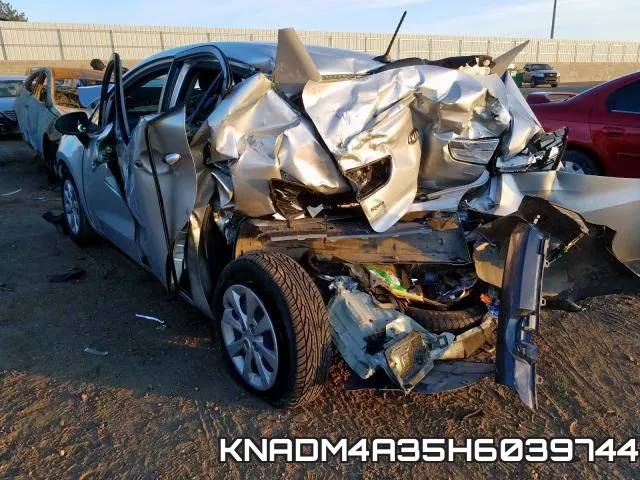 KNADM4A35H6039744 фото 4