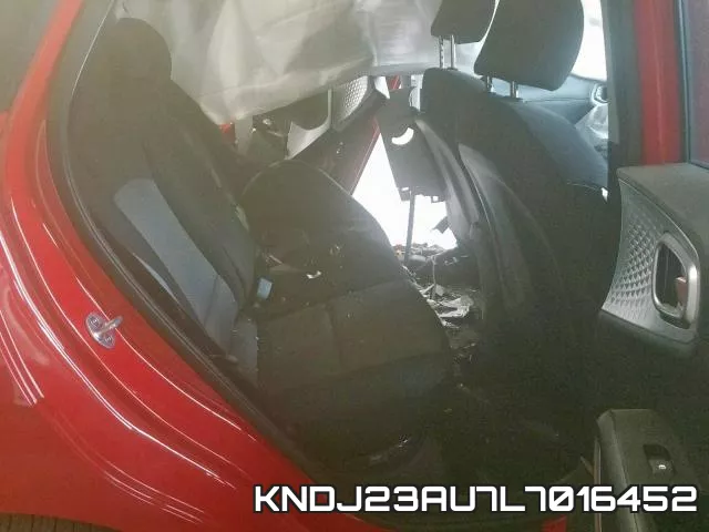 KNDJ23AU7L7016452 фото 7