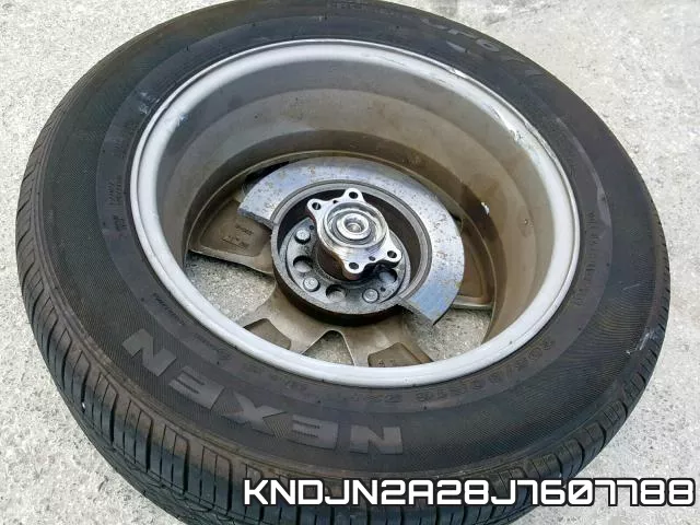 KNDJN2A28J7607788 фото 10