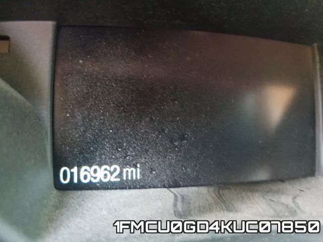 1FMCU0GD4KUC07850 фото 9