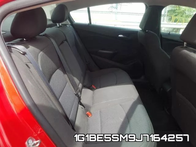 1G1BE5SM9J7164257 фото 7