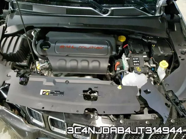 3C4NJDAB4JT314944 фото 8