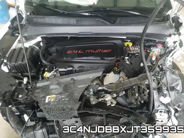 3C4NJDBBXJT359935 фото 8