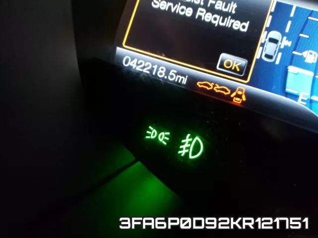 3FA6P0D92KR121751 фото 9