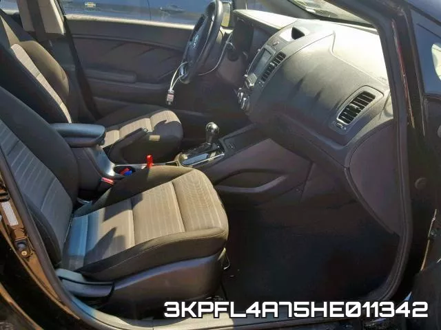 3KPFL4A75HE011342 фото 6
