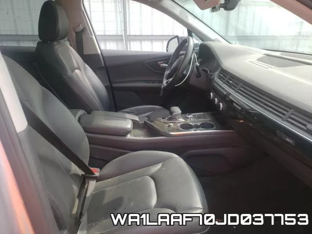 WA1LAAF70JD037753 фото 6