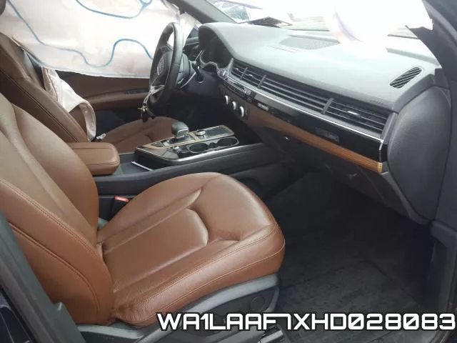 WA1LAAF7XHD028083 фото 6