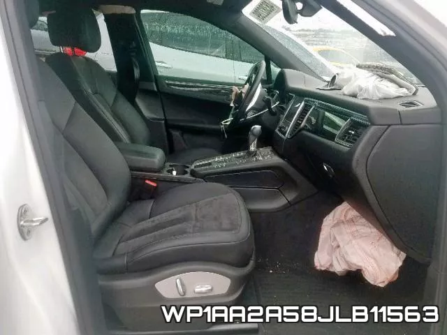 WP1AA2A58JLB11563 фото 6