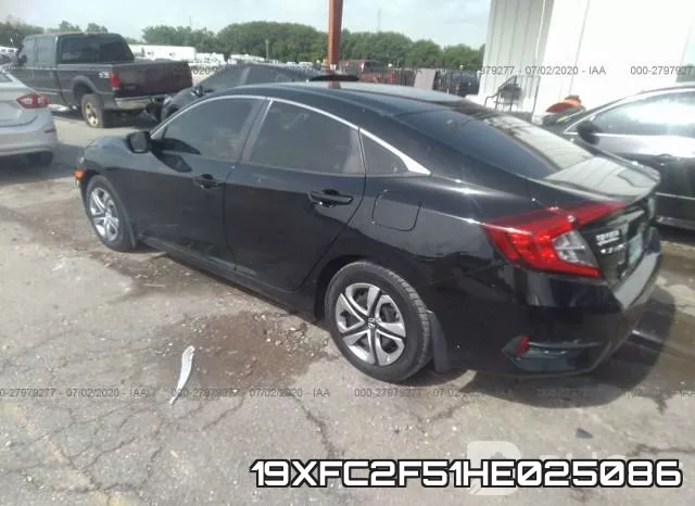 19XFC2F51HE025086 фото 4