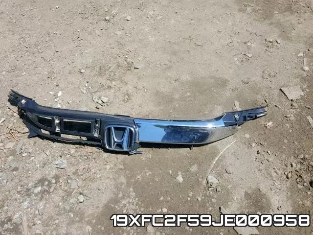 19XFC2F59JE000958 фото 10