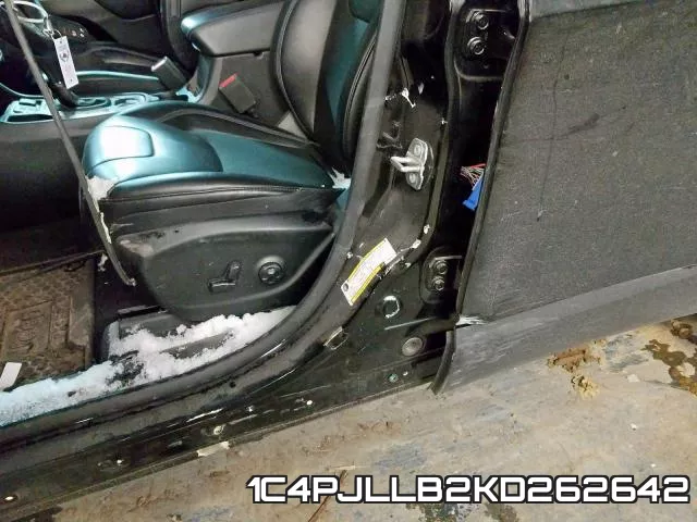 1C4PJLLB2KD262642 фото 2