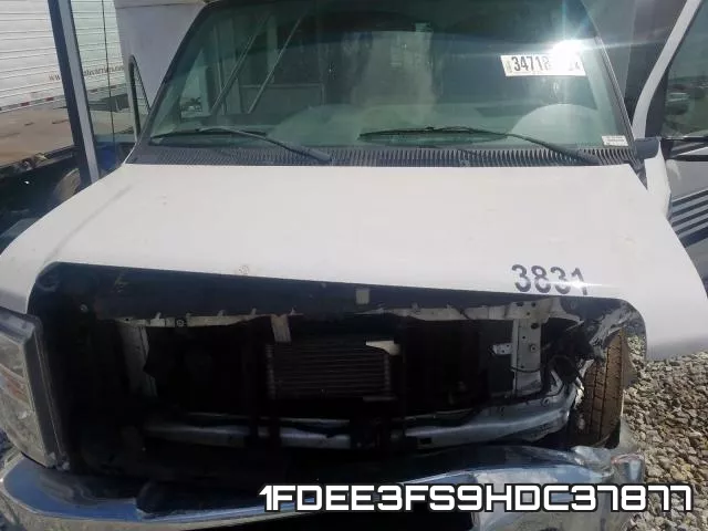 1FDEE3FS9HDC37877 фото 8