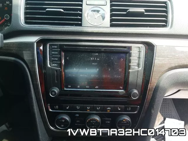 1VWBT7A32HC014703 фото 10