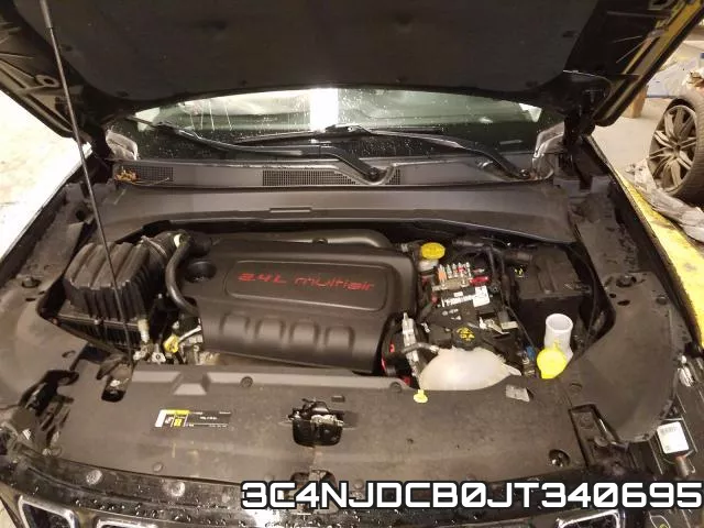3C4NJDCB0JT340695 фото 8
