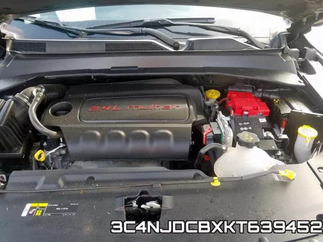 3C4NJDCBXKT639452 фото 8