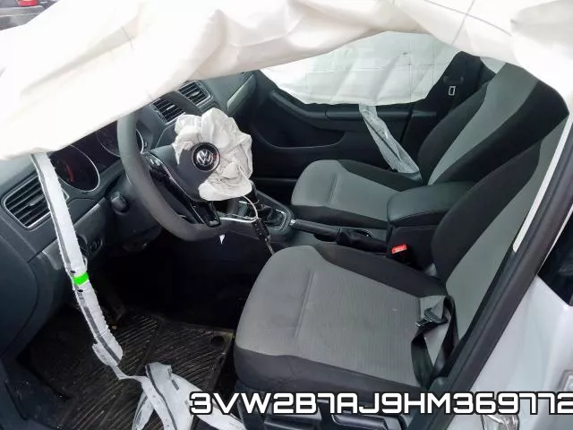 3VW2B7AJ9HM369772 фото 6