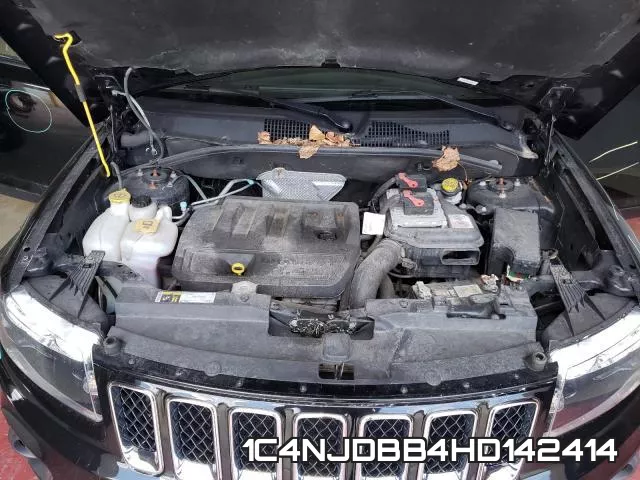 1C4NJDBB4HD142414 фото 7