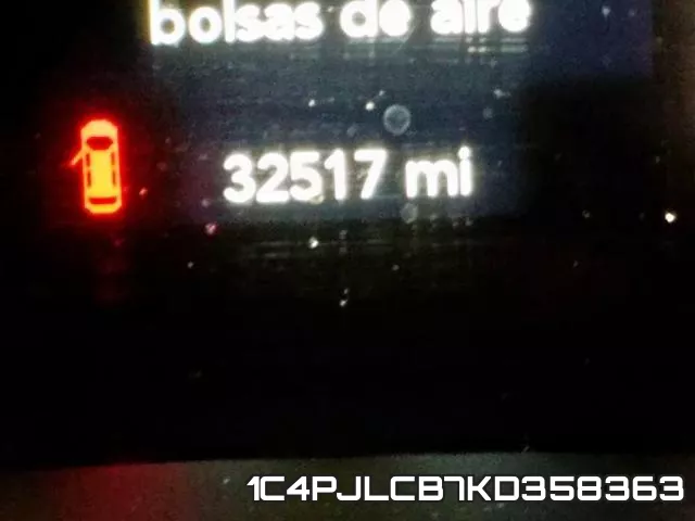 1C4PJLCB7KD358363 фото 9