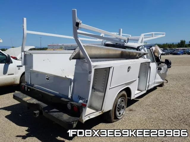 1FD8X3E69KEE28986 фото 5