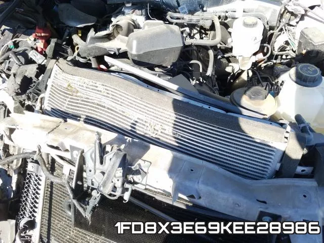 1FD8X3E69KEE28986 фото 8