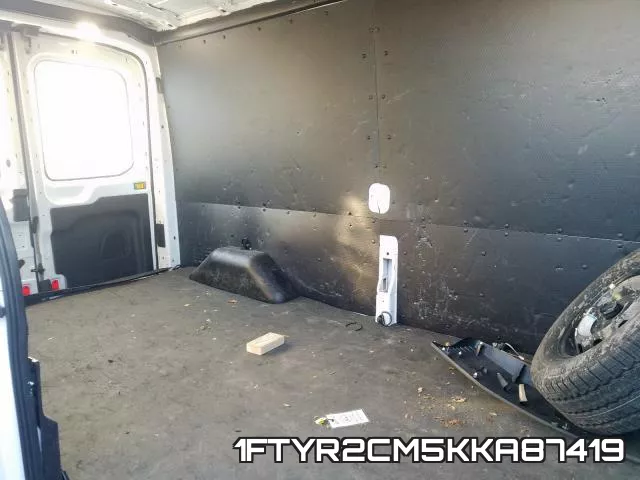 1FTYR2CM5KKA87419 фото 7