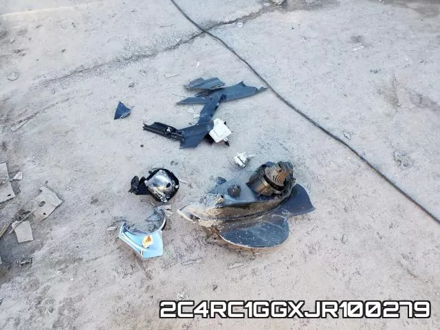 2C4RC1GGXJR100279 фото 10