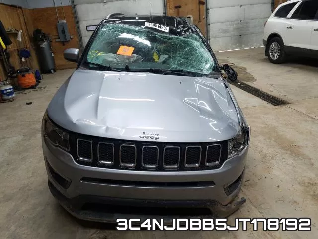 3C4NJDBB5JT178192 фото 8