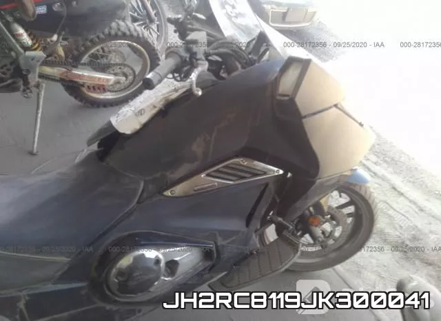 JH2RC8119JK300041 фото 6