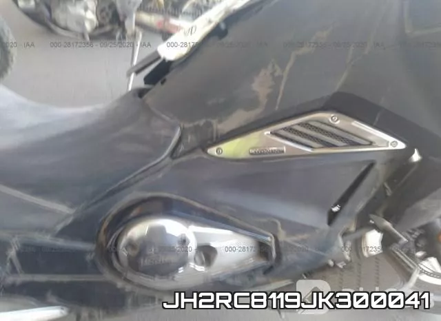 JH2RC8119JK300041 фото 9