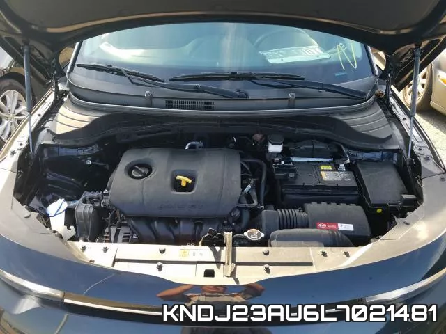 KNDJ23AU6L7021481 фото 8