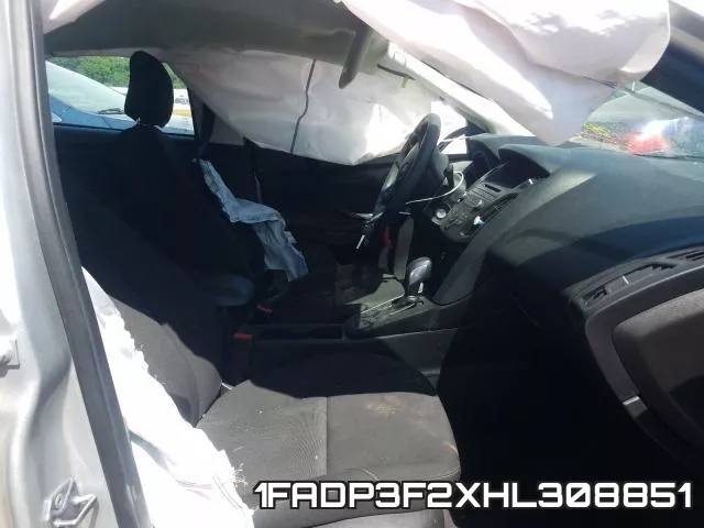 1FADP3F2XHL308851 фото 6