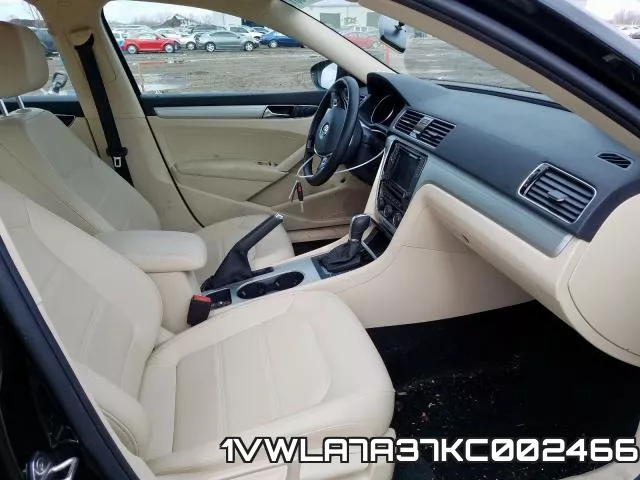 1VWLA7A37KC002466 фото 6