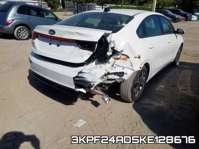 3KPF24AD5KE128676 фото 5