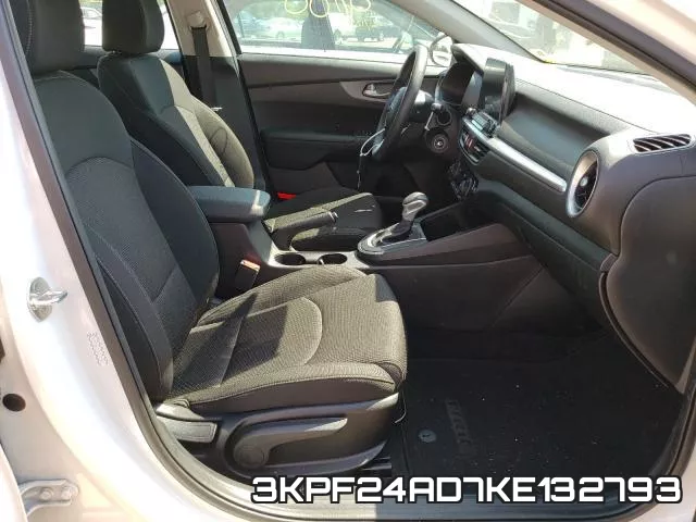 3KPF24AD7KE132793 фото 6