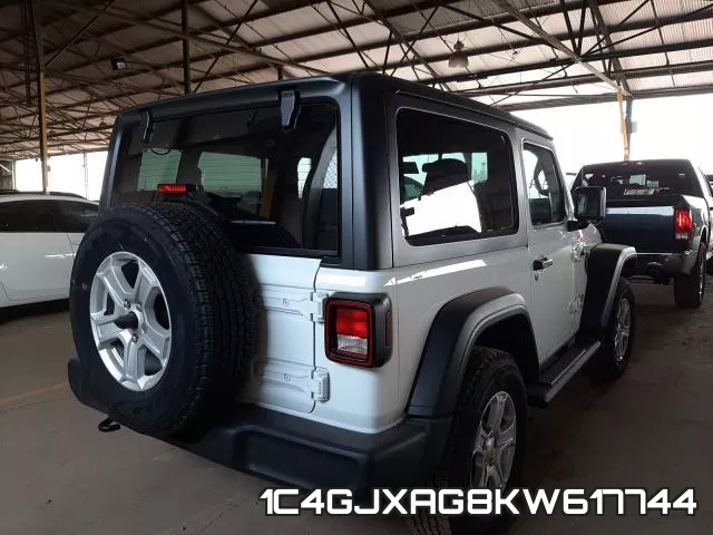 1C4GJXAG8KW617744 фото 5