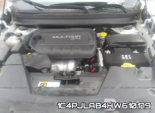 1C4PJLAB4HW610179 фото 2