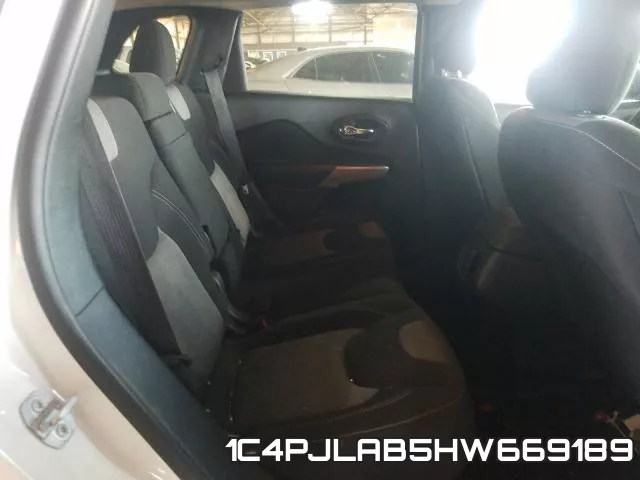 1C4PJLAB5HW669189 фото 7