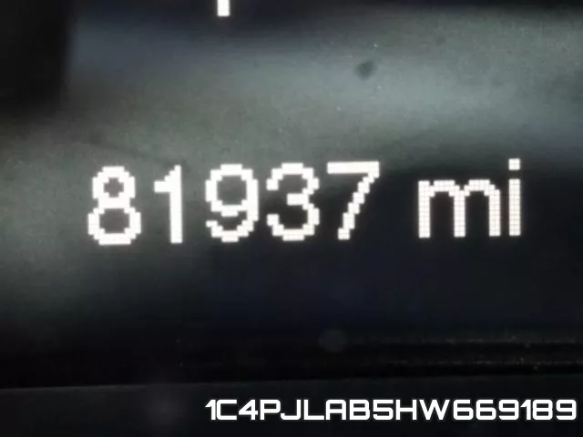 1C4PJLAB5HW669189 фото 9