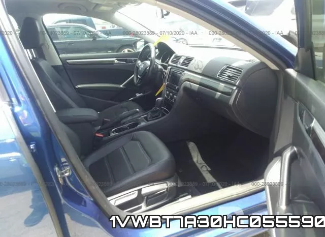 1VWBT7A30HC055590 фото 6