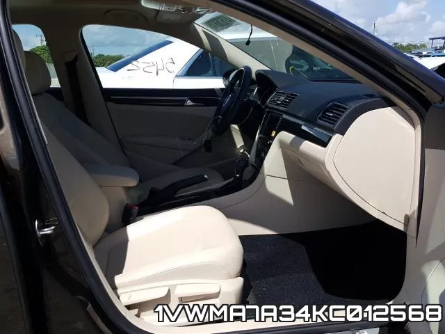1VWMA7A34KC012568 фото 6