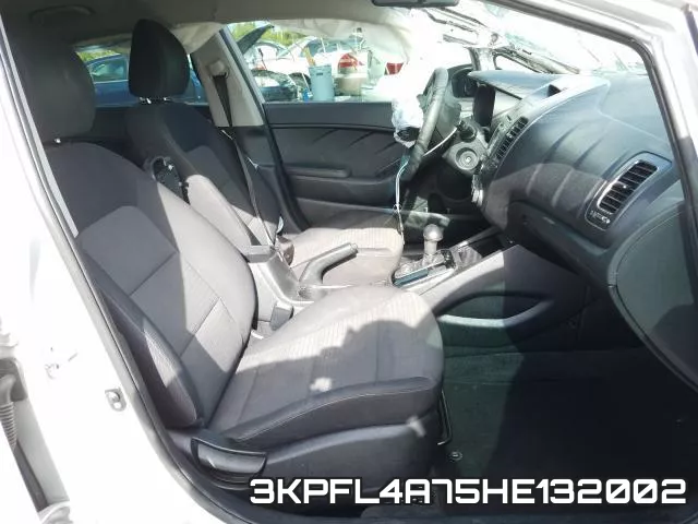 3KPFL4A75HE132002 фото 6