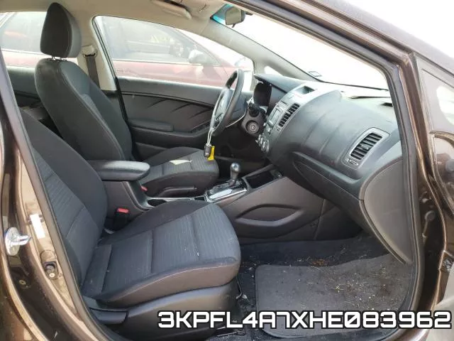 3KPFL4A7XHE083962 фото 6