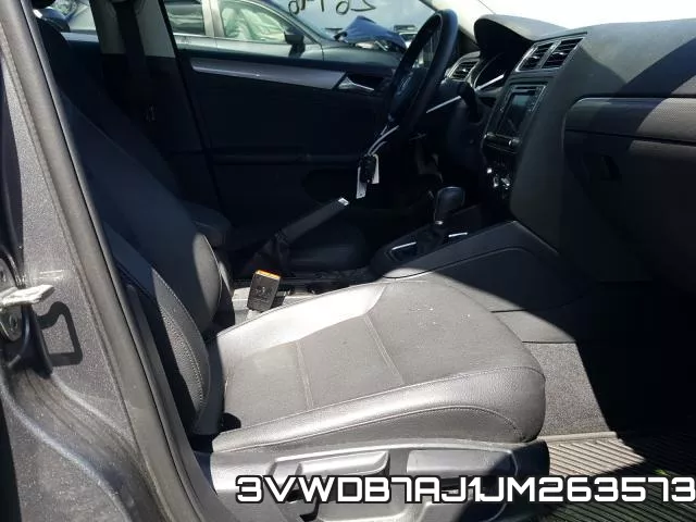 3VWDB7AJ1JM263573 фото 6