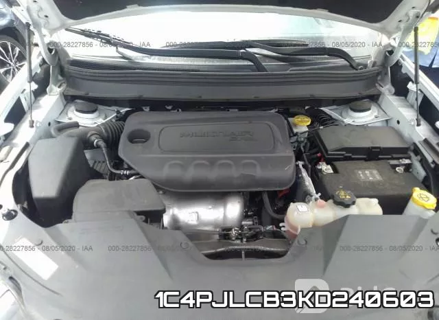 1C4PJLCB3KD240603 фото 2