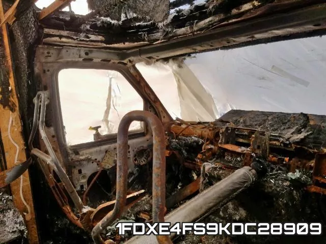 1FDXE4FS9KDC28909 фото 9