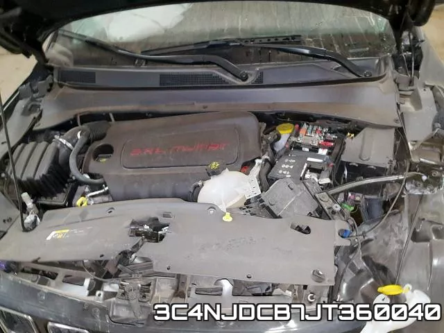 3C4NJDCB7JT360040 фото 8
