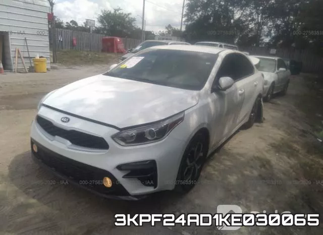 3KPF24AD1KE030065 фото 3