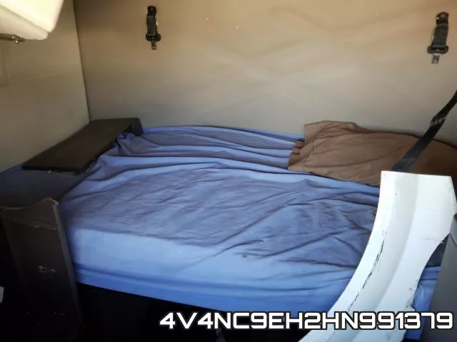 4V4NC9EH2HN991379 фото 7