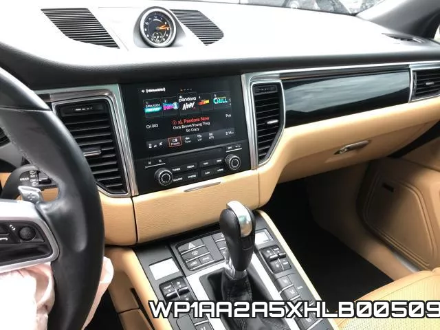WP1AA2A5XHLB00509 фото 10
